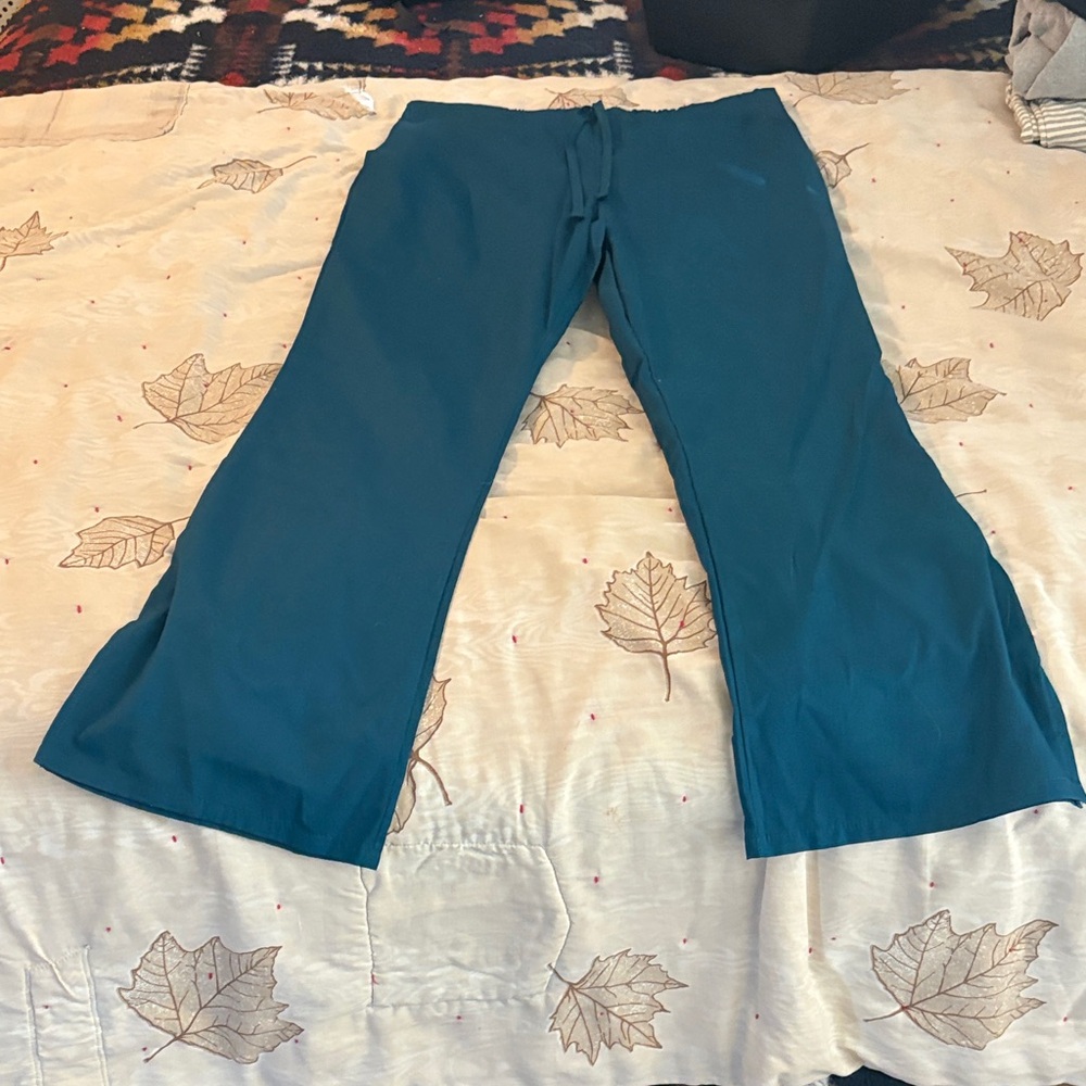Scrub pants